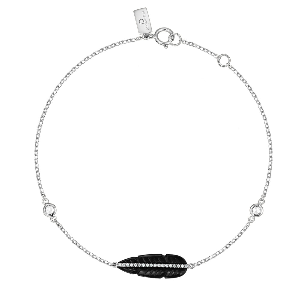 <b>Goddess Ma’at</b><br>Bracelet in White Gold with Diamonds and Black Onyx - Dita Von Helen